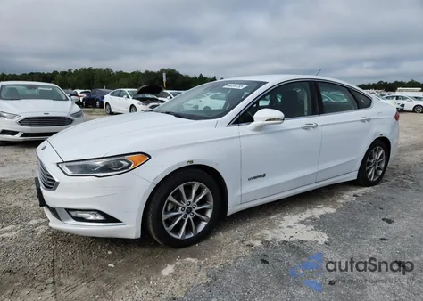 2017 Ford Fusion Se Hybrid z USA, uszkodzony, nr VIN 3FA6P0LU4HR409236